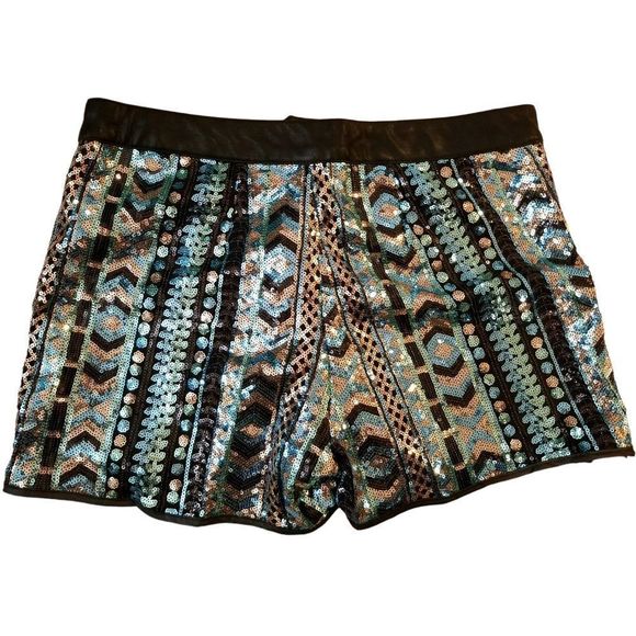 Bebe Tribal Sequin Shorts. Size Small. NWT. - Picture 4 of 9